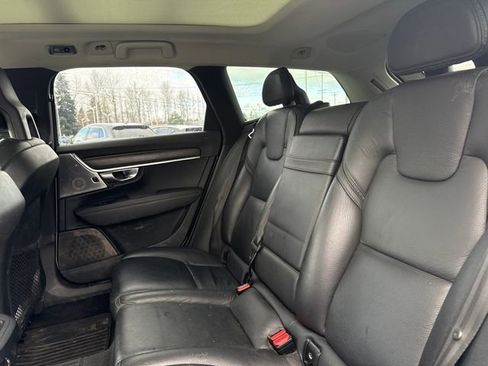 Used 2017 Volvo V90 T6 Cross Country image 12