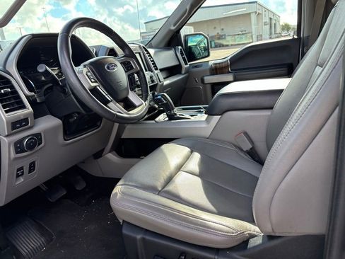 Used 2019 Ford F150 Lariat RWD image 9
