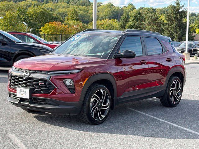 Used 2024 Chevrolet TrailBlazer RS w/ Convenience Package AWD/4WD image 9