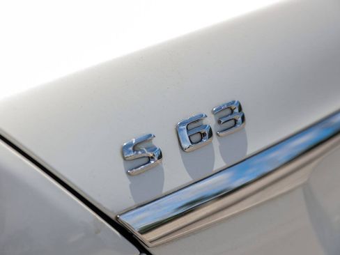 Used 2016 Mercedes-Benz S 63 AMG 4MATIC Sedan image 17