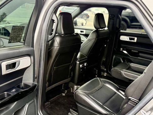 Used 2023 Ford Explorer ST w/ Equipment Group 401A AWD/4WD image 23