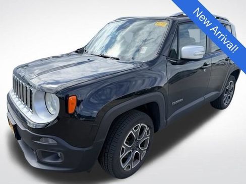 Used 2018 Jeep Renegade Limited w/ UConnect 8.4 Nav Group AWD/4WD image 3