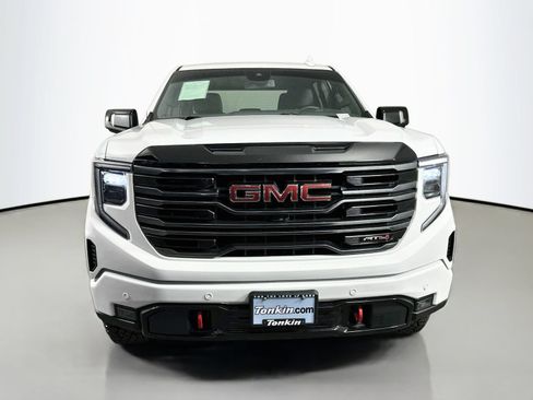 Used 2025 GMC Sierra 1500 AT4 AWD/4WD image 2