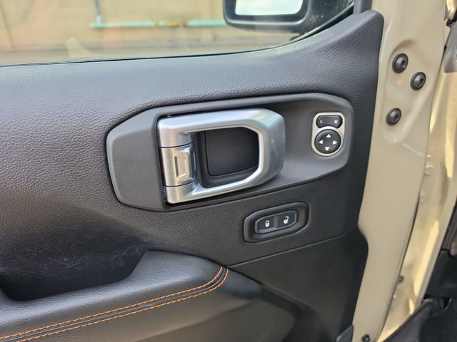 Used 2020 Jeep Gladiator Mojave AWD/4WD image 24