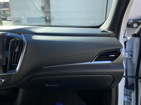 Used 2023 Chevrolet Traverse LT w/ LPO, Floor Liner Package image 20