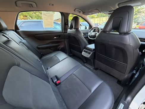 Used 2024 Nissan Ariya AWD image 19