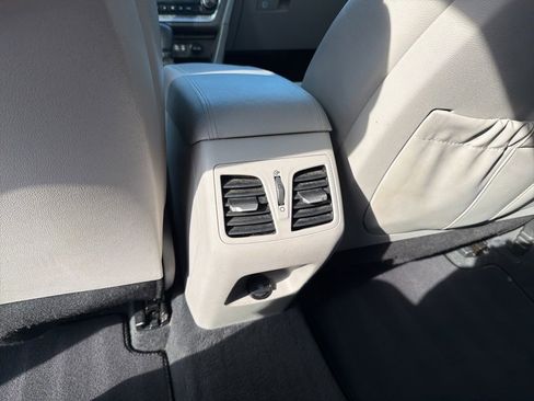 Used 2018 Hyundai Sonata Limited w/ Ultimate Package 07 image 18