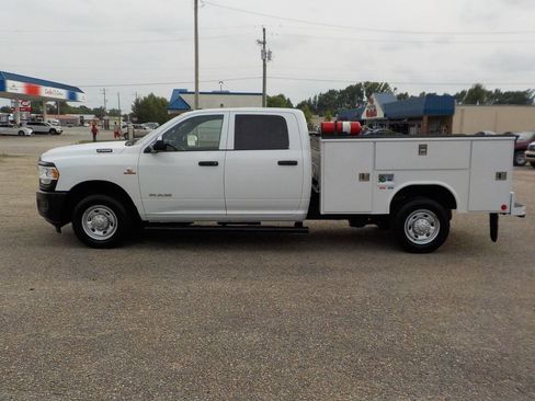 Used 2022 RAM 2500 Tradesman w/ Cold Weather Group RWD image 2