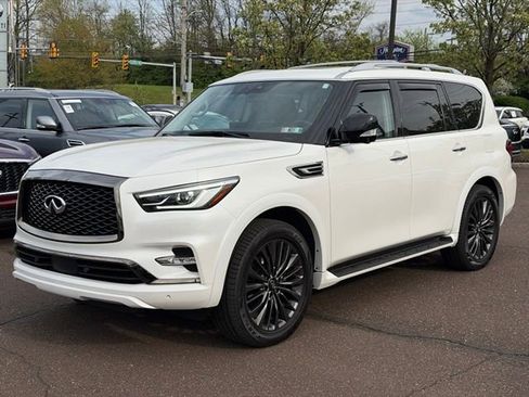 Certified 2024 INFINITI QX80 Premium Select w/ All-Season Package image 3
