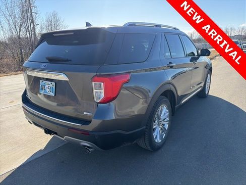 Used 2020 Ford Explorer Limited w/ Class III Trailer Tow Package image 3