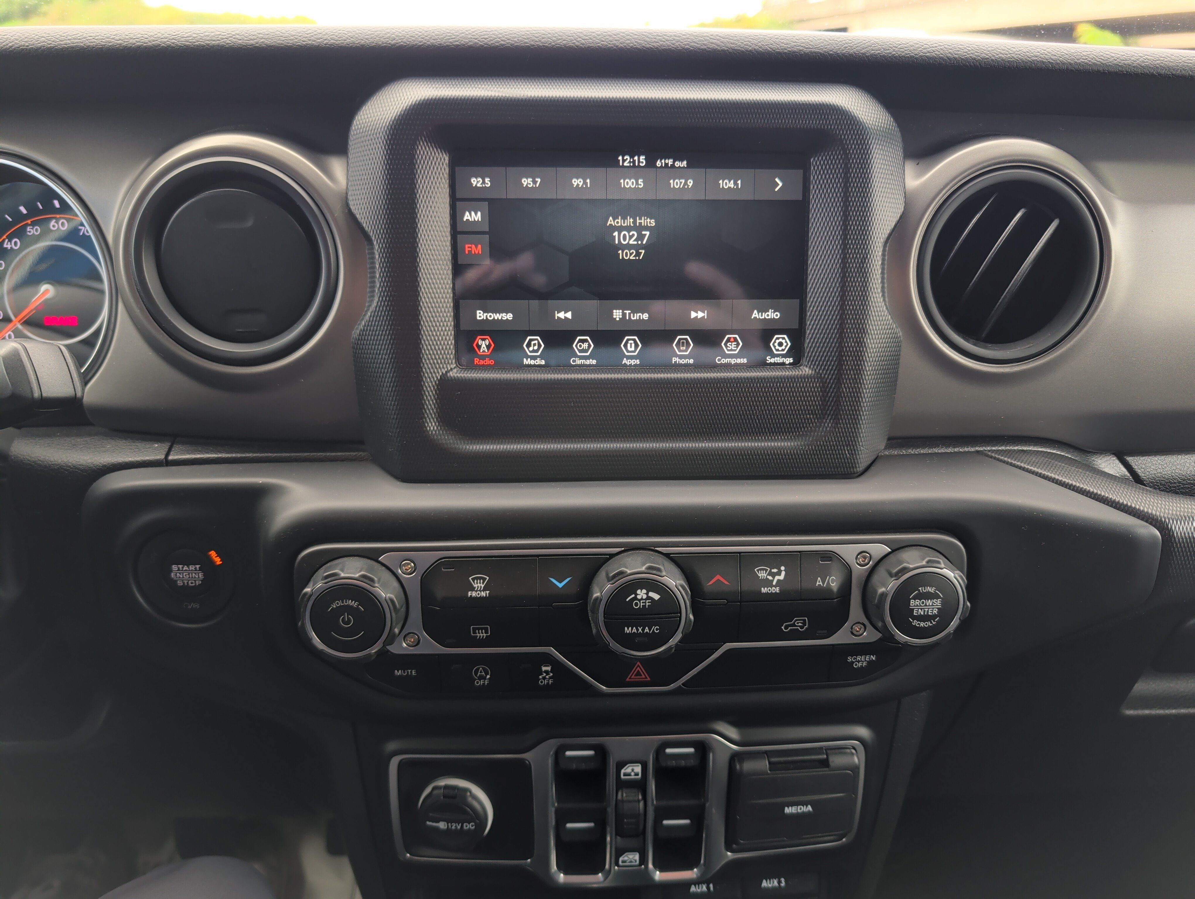 Used 2022 Jeep Wrangler Unlimited Sport AWD/4WD image 24