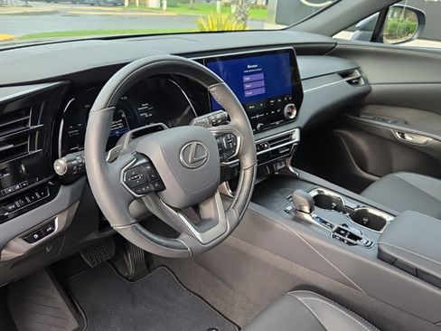Certified 2025 Lexus RX 350h image 12