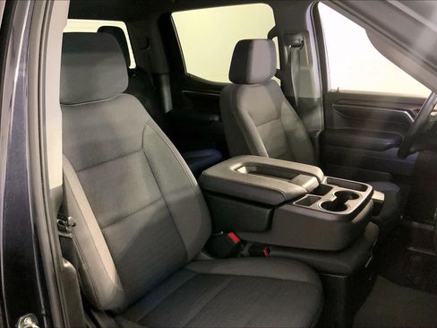 Used 2023 Chevrolet Silverado 1500 LT AWD/4WD image 7