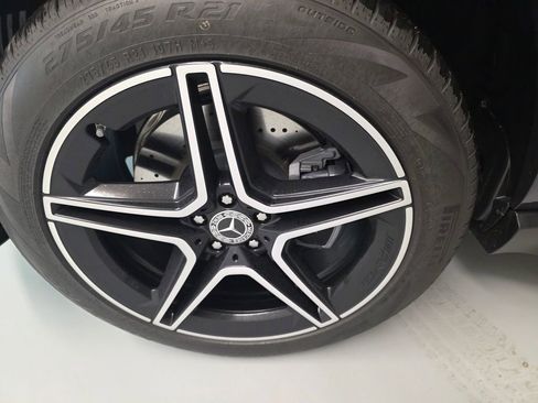 New 2026 Mercedes-Benz GLS 450 4MATIC image 9