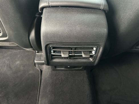 Used 2024 Lincoln Corsair Reserve image 24