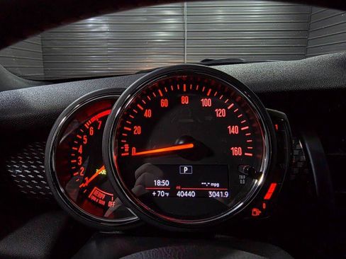 Used 2018 MINI Cooper S FWD image 23