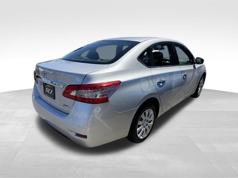 Used 2014 Nissan Sentra S FWD image 5