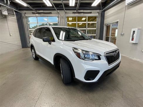 Used 2019 Subaru Forester AWD/4WD image 7