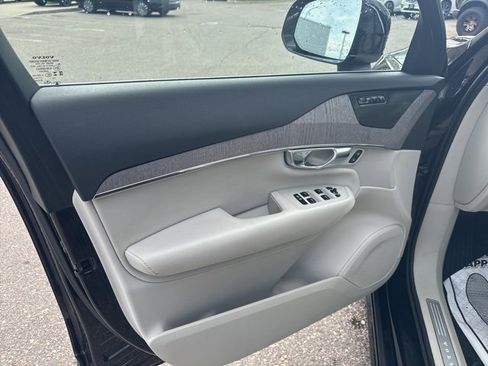 Used 2023 Volvo XC90 B6 Plus w/ Protection Package Premier image 8