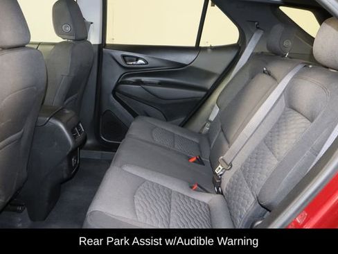 Used 2020 Chevrolet Equinox LT image 16