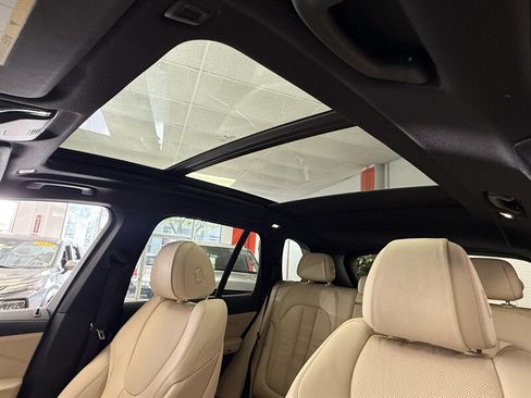 Used 2021 BMW X5 sDrive40i w/ Premium Package RWD image 16