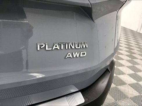 Used 2023 Nissan Rogue Platinum w/ Platinum Premium Package AWD/4WD image 9