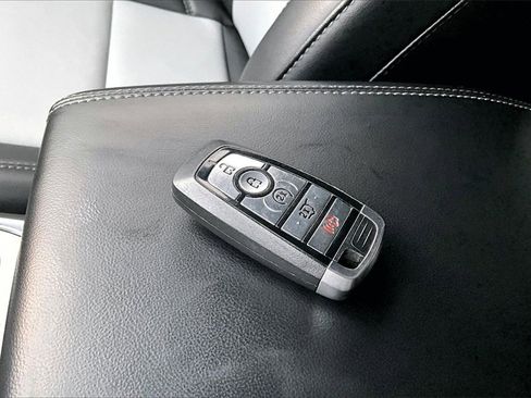 Used 2023 Ford Explorer XLT w/ Equipment Group 202A image 11