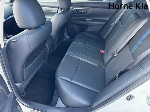 Used 2018 Nissan Altima 2.5 SR w/ SR Special Edition image 12