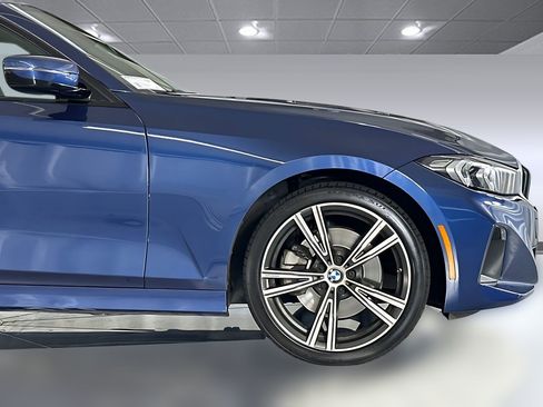 Used 2023 BMW 330i Sedan w/ Driving Assistance Package RWD image 34