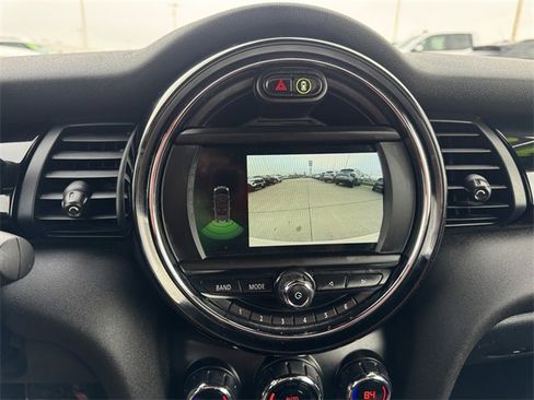 Used 2019 MINI Cooper S w/ Premium Package image 19