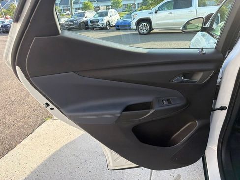 Used 2023 Chevrolet Bolt EUV LT w/ Convenience Package FWD image 67