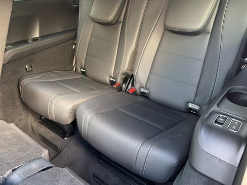 New 2026 Mercedes-Benz GLS 450 4MATIC image 14