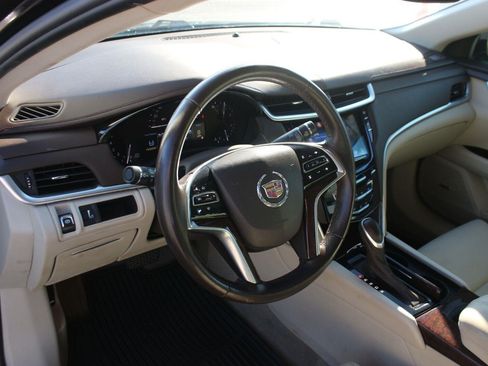 Used 2013 Cadillac XTS FWD image 14