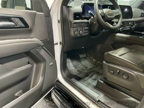 Used 2026 Chevrolet Tahoe High Country w/ Sun And Tow Package AWD/4WD image 8