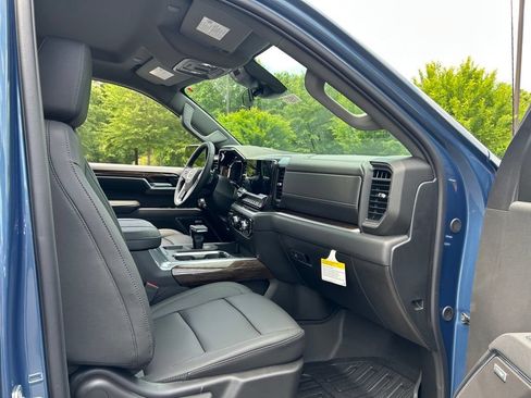 New 2026 GMC Sierra 1500 Elevation w/ Elevation Premium Package AWD/4WD image 45