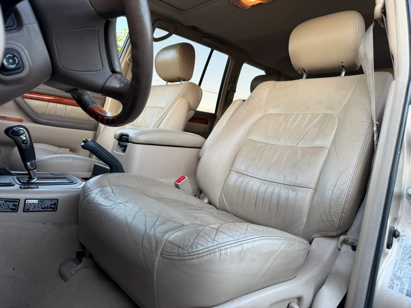 Used 2002 Lexus LX 470 4WD image 10