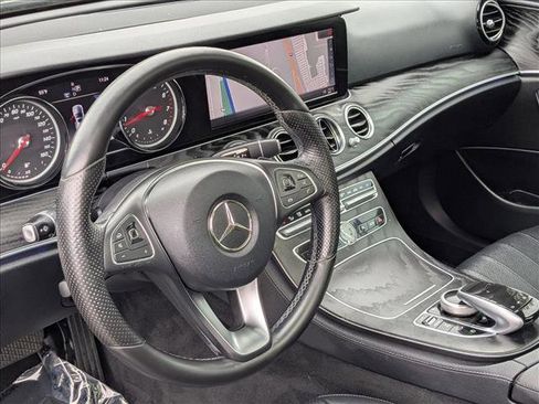Used 2018 Mercedes-Benz E 300 image 10