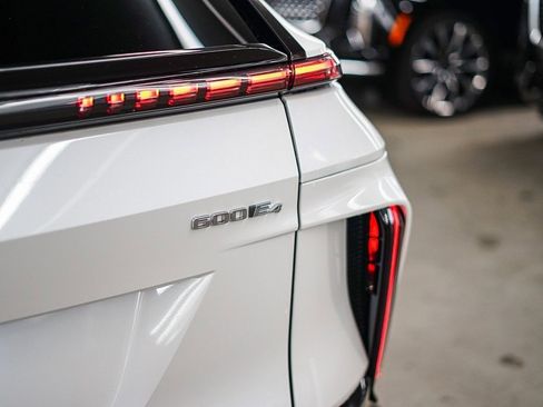 Used 2025 Cadillac Lyriq Sport image 10