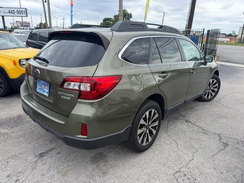 Used 2015 Subaru Outback 2.5i Limited AWD/4WD image 4