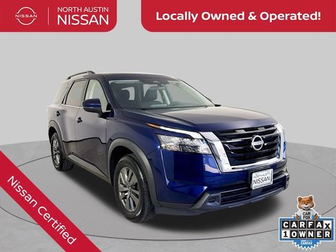 Used 2024 Nissan Pathfinder SV FWD image 1