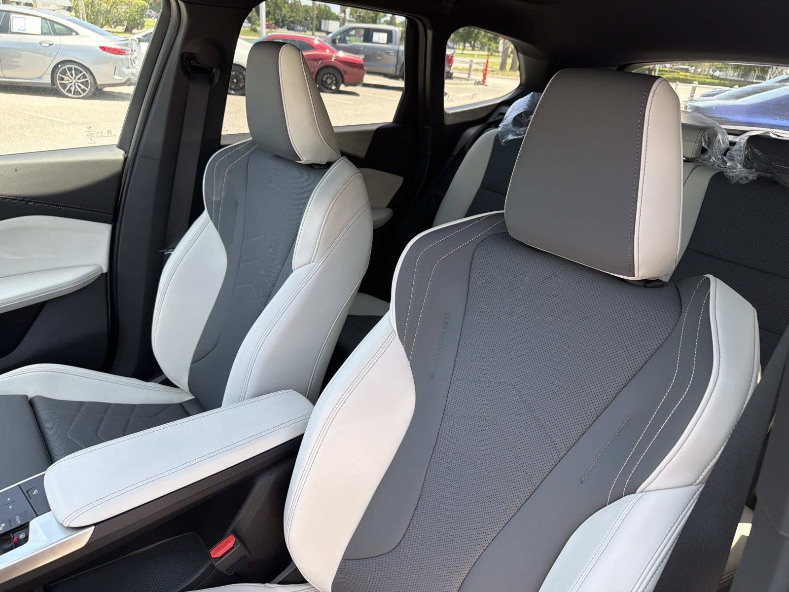 New 2026 BMW X1 M35i w/ Technology Package AWD/4WD image 10