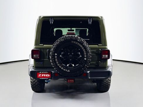 Used 2023 Jeep Wrangler Unlimited w/ Sun & Screen Package AWD/4WD image 4