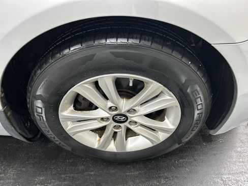 Used 2013 Hyundai Sonata GLS w/ Popular Equipment Pkg FWD image 8
