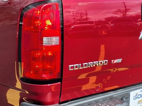 Used 2019 Chevrolet Colorado LT w/ LT Convenience Package image 24