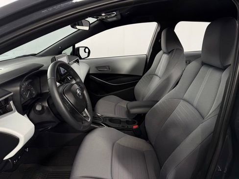 Used 2025 Toyota Corolla SE image 14