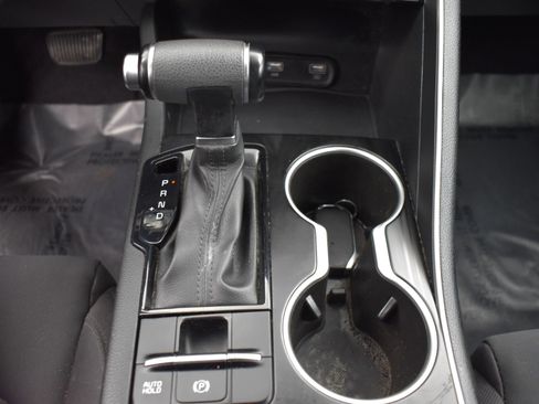 Used 2024 Kia K5 LXS image 13