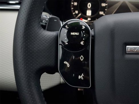 Used 2020 Land Rover Range Rover Velar S image 17