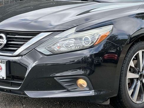 Used 2017 Nissan Altima 2.5 SR FWD image 8