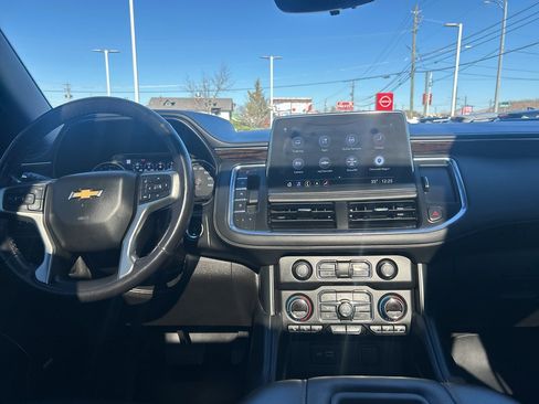 Used 2021 Chevrolet Tahoe Premier w/ Premium Package image 15