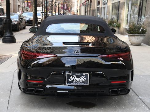 Used 2024 Mercedes-Benz SL 63 AMG 4MATIC image 25